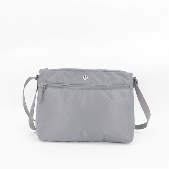 Lululemon Women's New Parent Backpack 17L Asphalt Gray Silver OS - Picture 7 of 16